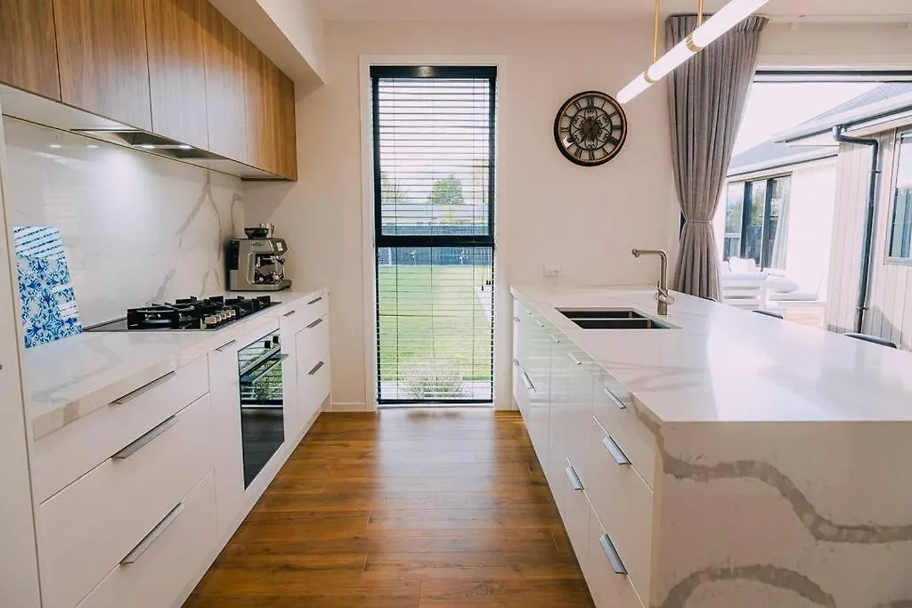 Cosy And Modern Spacious Home Blenheim